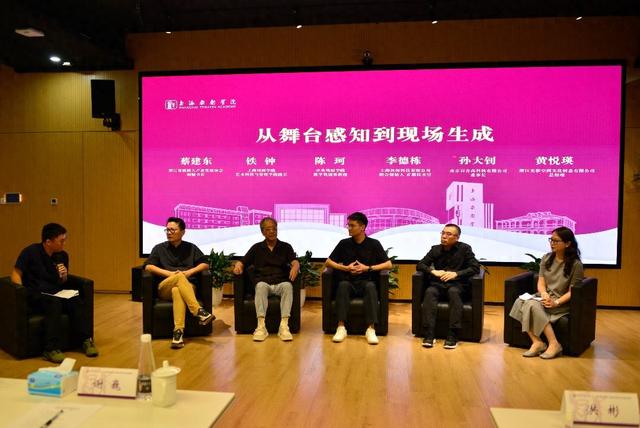 机器人演90分钟话剧，机器人真能在艺术表演领域“替代”人？